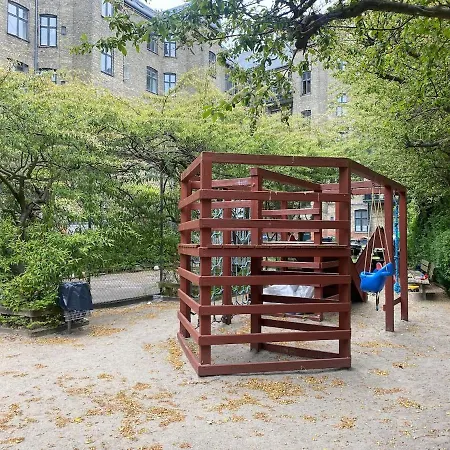 Spacious I 5 Minutes To Metro 아파트 코펜하겐